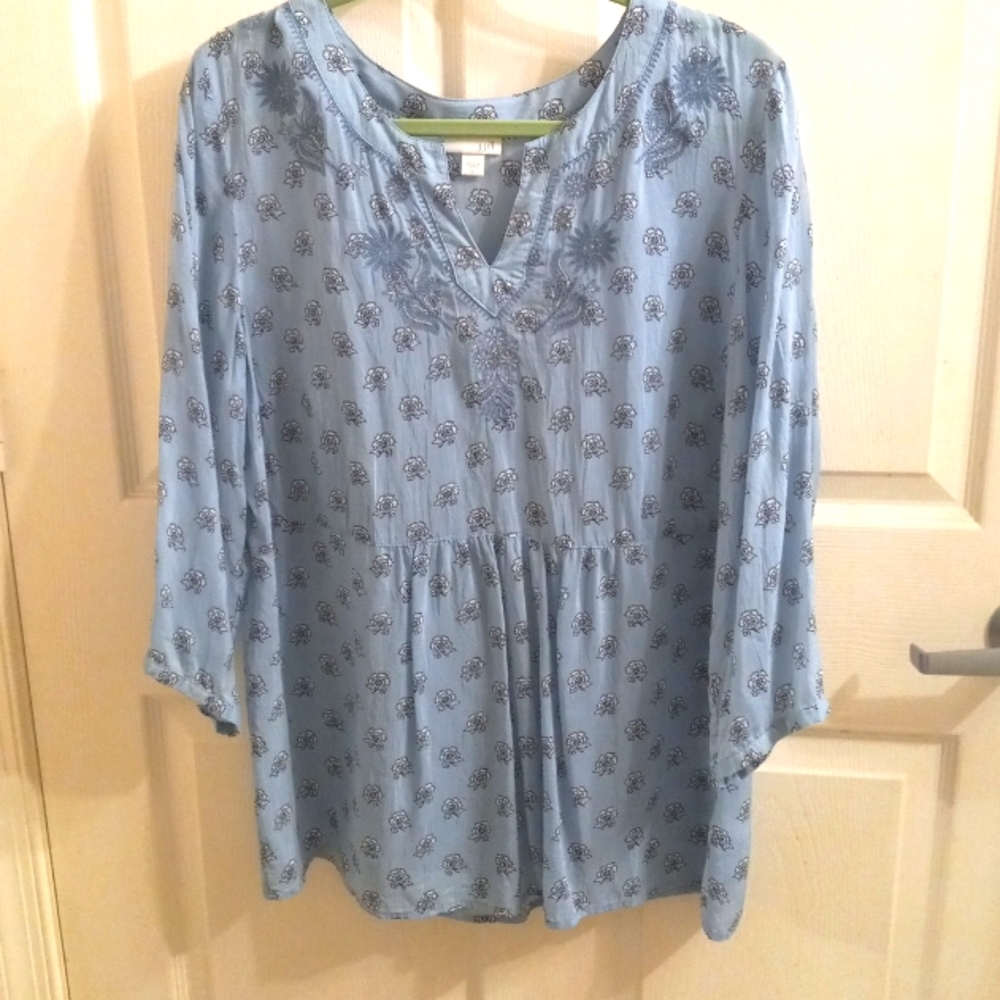 J.Jill Large Women's Blue Dainty Print Top/Tunic Embroidery Empire Waist…